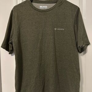 Columbia Green Short Sleeve Tee Classic Crew Neck